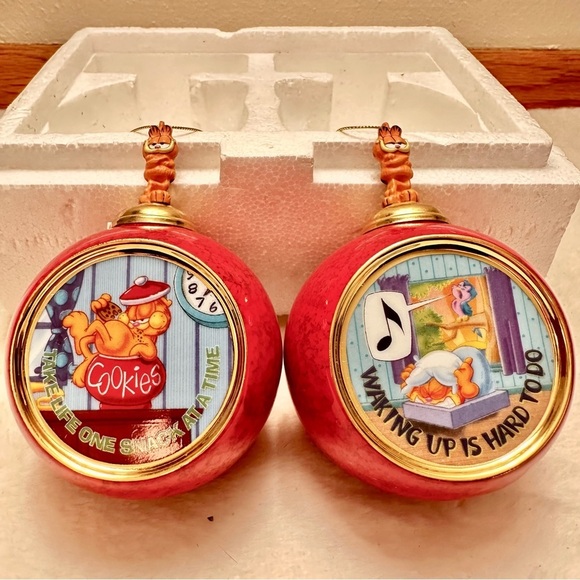 Vintage Bradford Exchange Garfield Heirloom Porcelain Ornament Collection - Picture 2 of 8